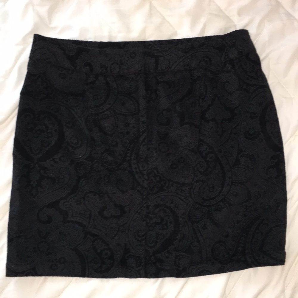 Paisley patterned Express mini skirt